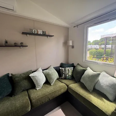 184b 6 Personnes Wi-fi 4 Etoiles Des Reves * Пероль